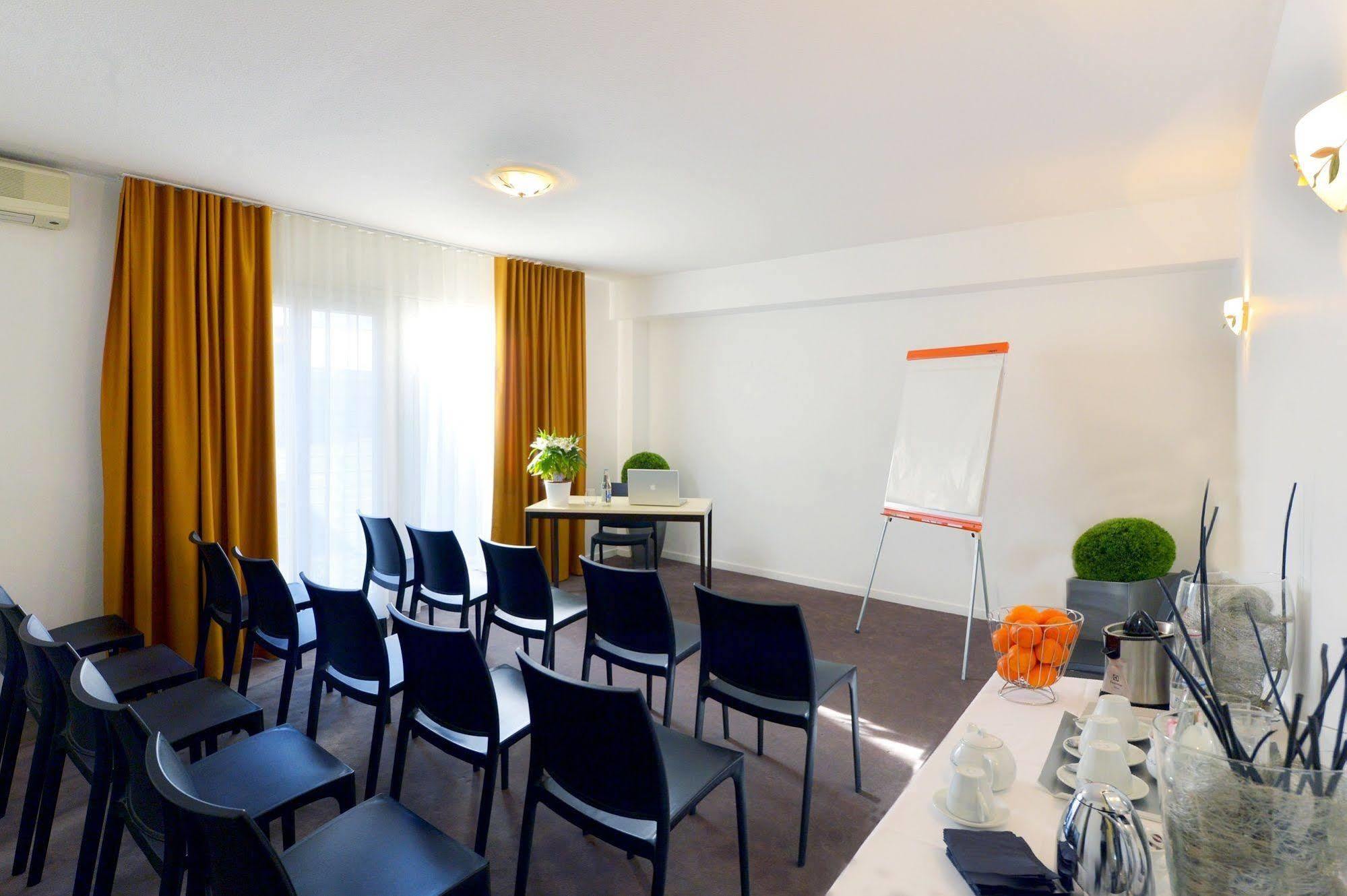 Logis Beaujoire Hôtel Nantes Extérieur photo